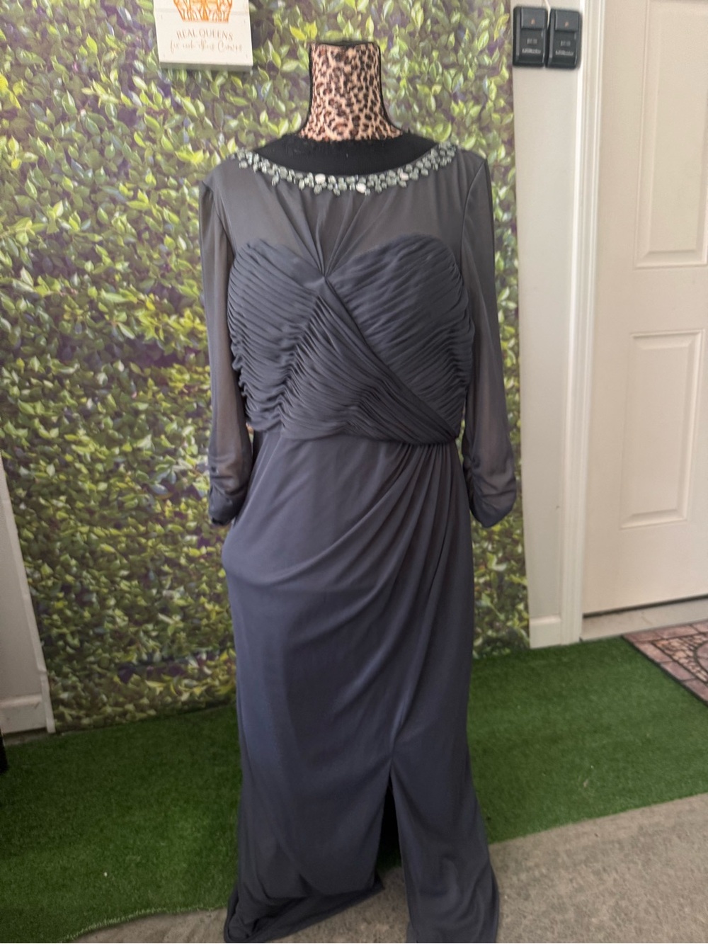 Elegant Gray Long Sleeve Evening Dress with Beaded Neckline100